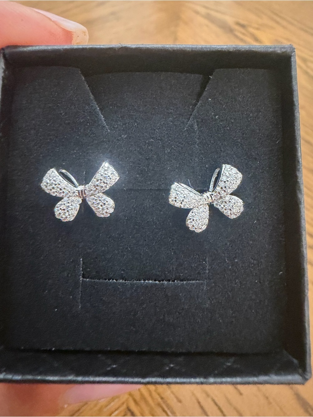 Silver 925 Moissanite Bow Stud Earrings - Elegant Women's Jewelry